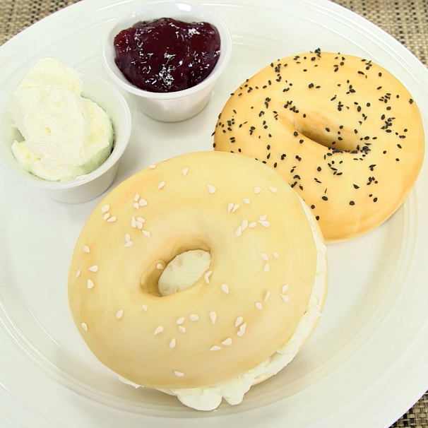 Bagel Cakes HOW TO CAKE IT