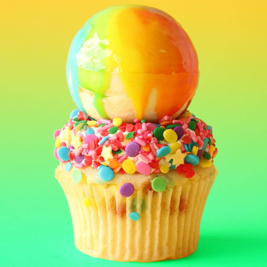Nick's Rainbow Mirror Glaze Cupcakes &ndash; HOW TO CAKE IT