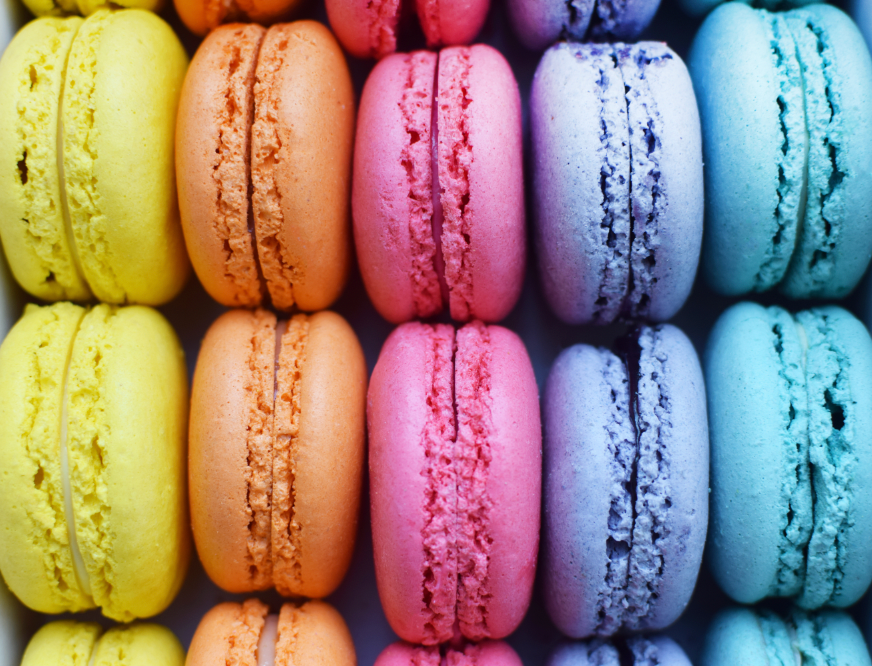 Talkative Color Let's talk color. 🌈 – HOW TO CAKE IT